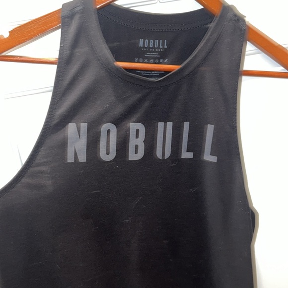 NOBULL Tops - Nobull womens tank